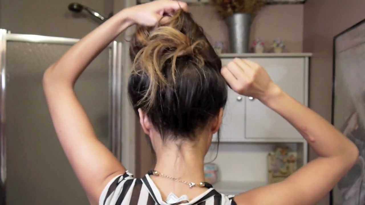 8 Quick and Easy Hairstyles for College Students - Marc and Mandy Show