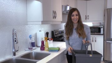 MM_S03E12_Melissa-Maker_After-Party-Cleaning-Tips-2