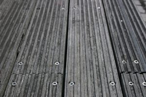 decking-1547339