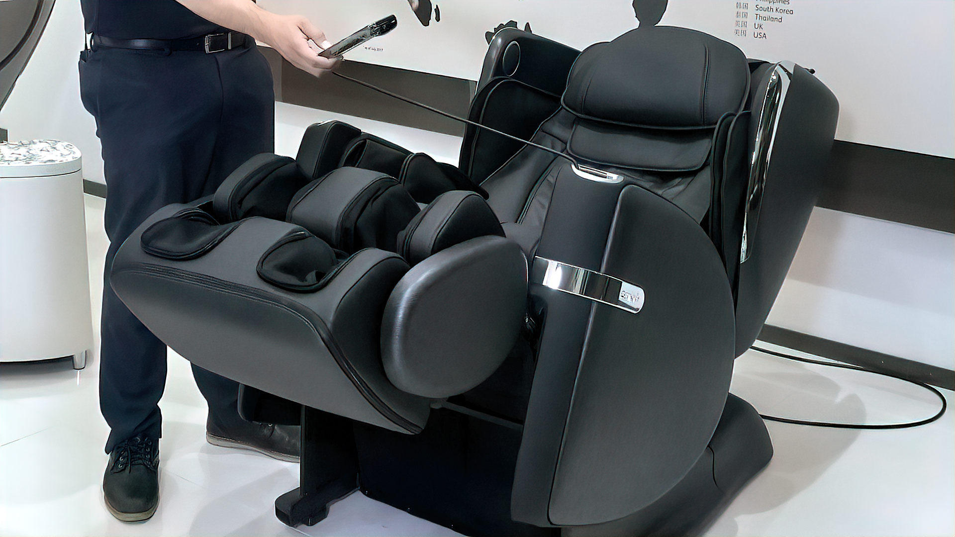 Full-Body Massage Chair - Marc and Mandy Show