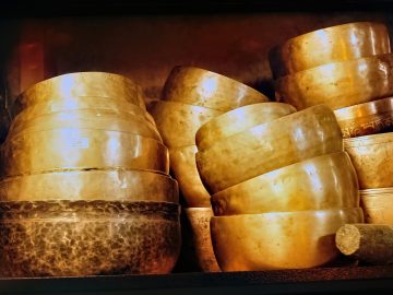 M&M_S24E02_Glen Hoban_Kami Singing Bowls