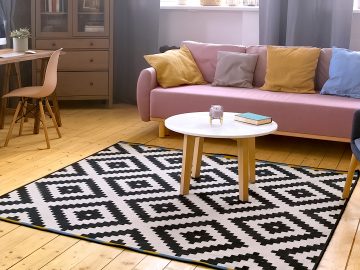 M&M_S26E08_Greg Turcotte_Rug Maintenance