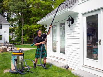 M&M_S27E13_Derek Kerwin_Men In Kilts Maintenance & Cleaning