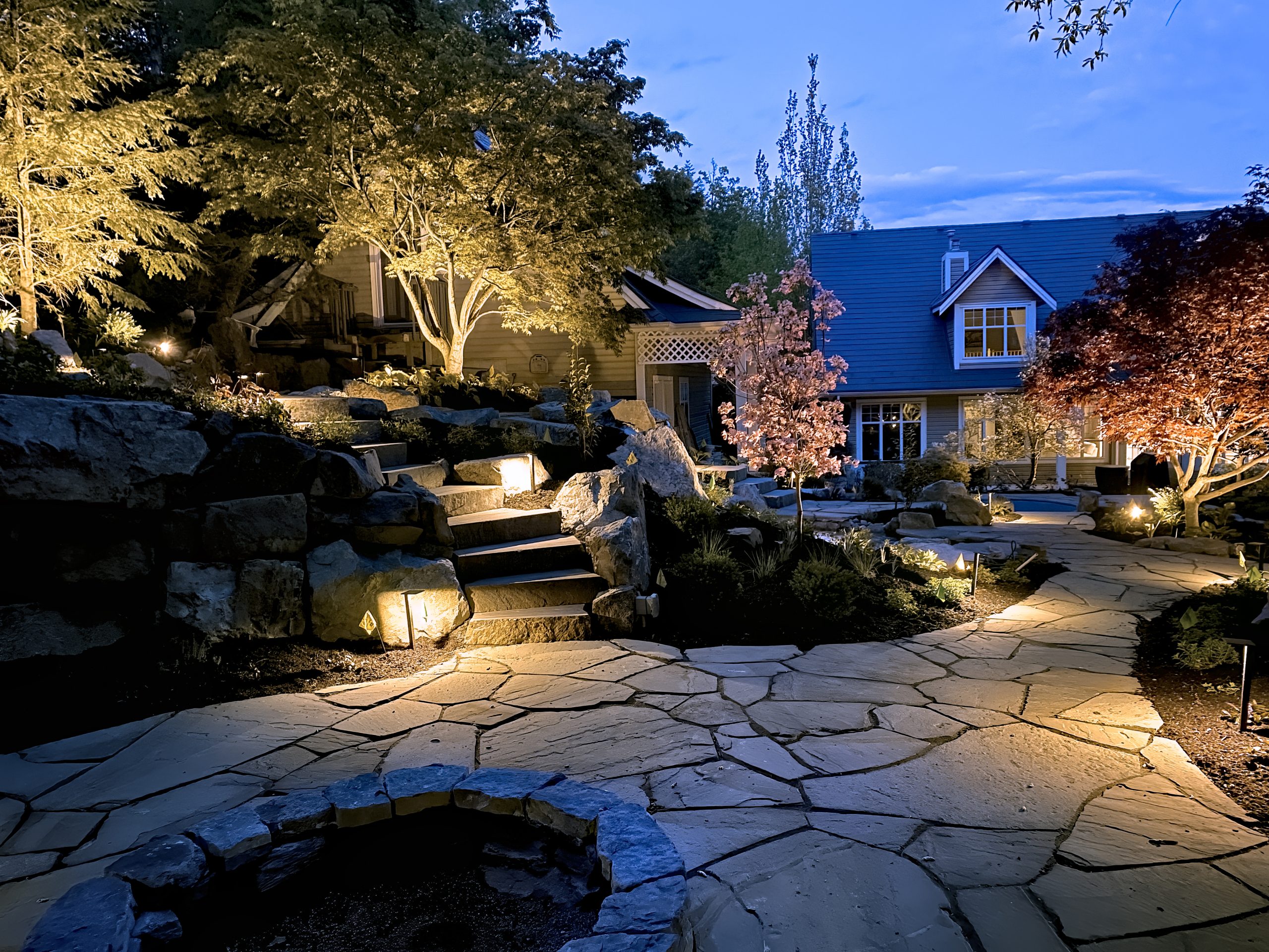 Illuminating the Outdoors: A Comprehensive Review of Dekor Outdoor Lighting