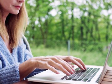 M&M_S39E04_Kinetic Books