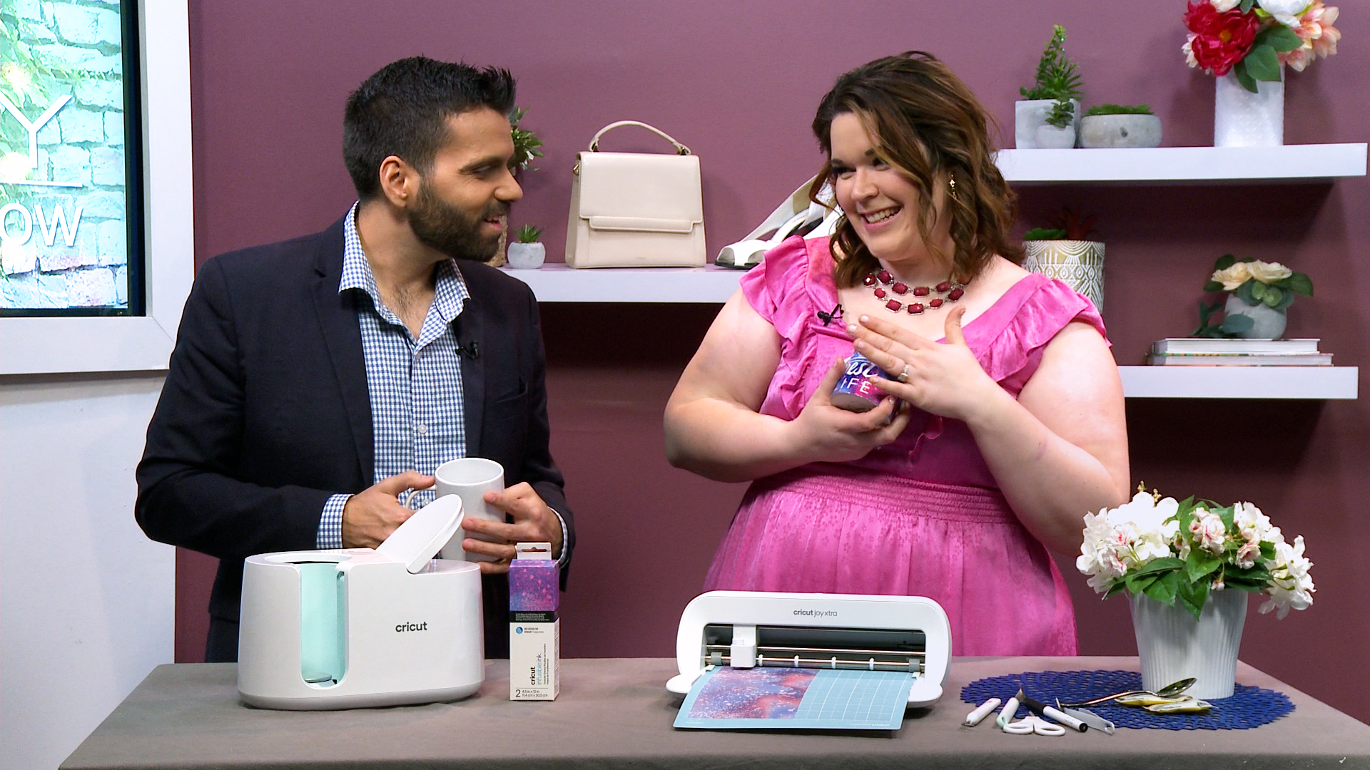 Cricut Gifts For Moms Marc and Mandy Show