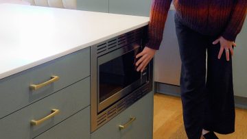 M&M_S39E11_Meme Brooks-2