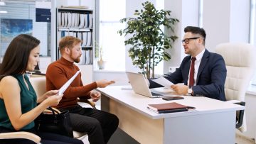 M&M_S39E11_Pioneer West