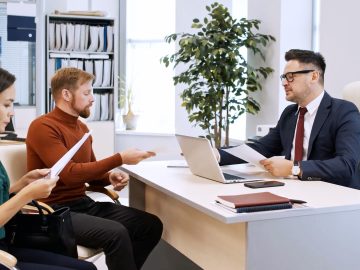 M&M_S39E11_Pioneer West