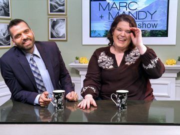 M&M_S40E05_Host Chat