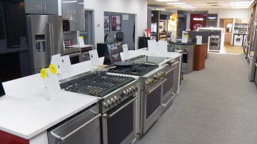 M&M_S41E11_Stalwart Appliances