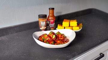 M&M_S40E07_Motley-Que-Chicken-Wings