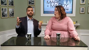 M&M_S40E09_Host chat