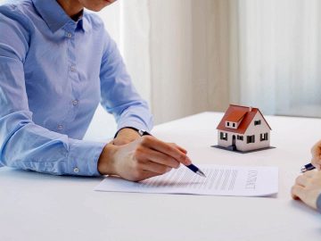 M&M_S40E09_Pioneer West