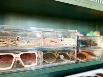 M&M_S40E11_Neaterior