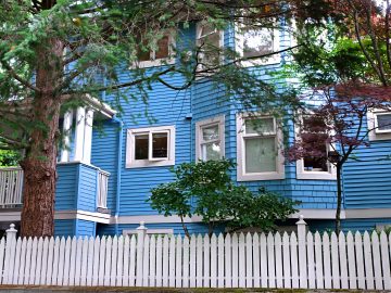 M&M_S41E02_Eric Goodwill_Exterior Paint & Carpentry for Curbside Appeal