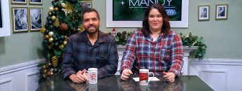 M&M_S42E01_Host Chat