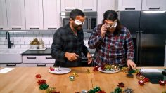 M&M_S42E01_Stocking Stuffer Game