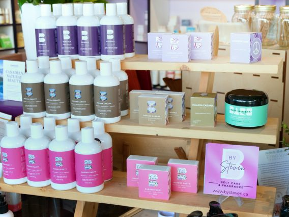 M&M_S42E02_Local Boom