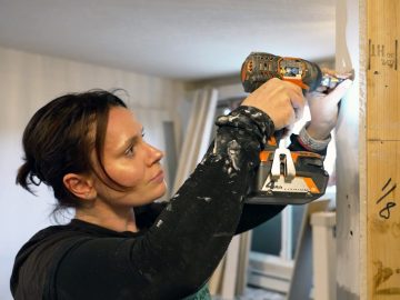 M&M_S42E07_2 Ladies & a Leader