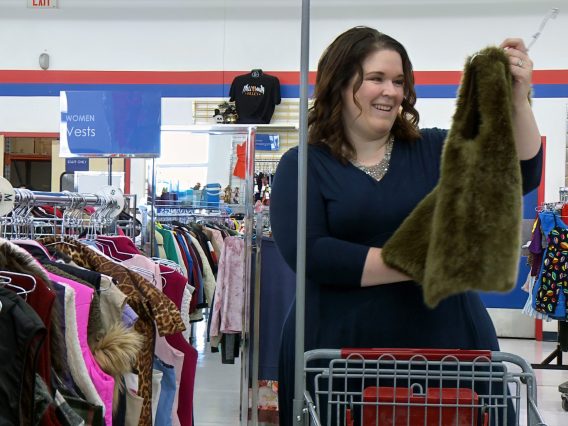 M&M_S42E08_Chris Kerr_Thrifting Fashionable Wardrobes