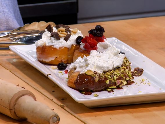 M&M_S42E08_Easy DIY Kids’ Desserts