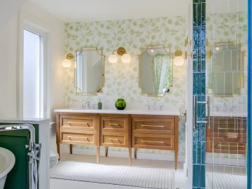 M&M_S42E09_Jackman Ltd