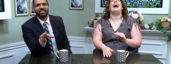 M&M_S42E09_Host Chat