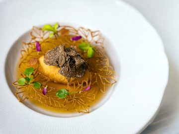 M&M_S42E10_Asher Wilson & Jay Likeli_Gatsbys