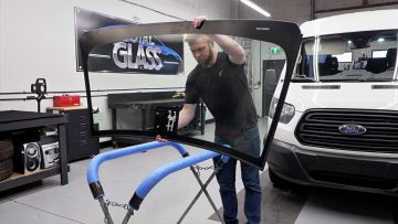 M&M_S42E10_Troy Sawin_Importance of Windshield Maintenance