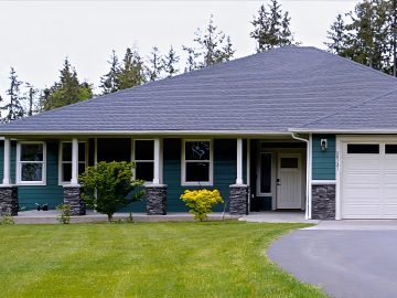 M&M_S42E10_Viktoria Fazekas_Real Estate Guide