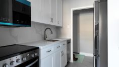 M&M_S42E11_BB Construction