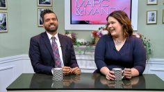 M&M_S42E12_Host Chat