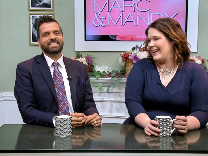 M&M_S42E12_Host Chat