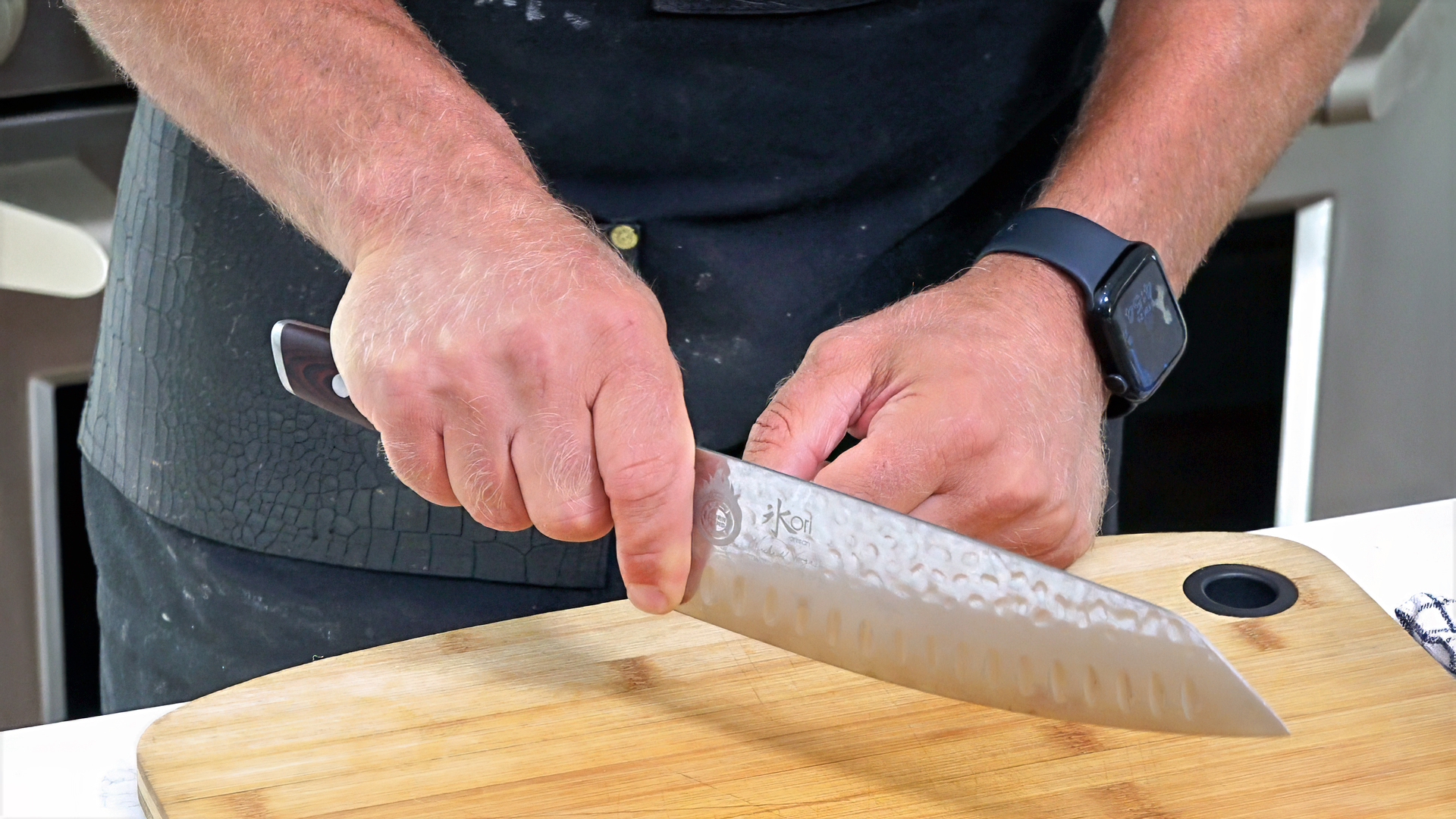 Cook Using Knife This Simple Knife Trick Will Change How You Cook – Marc and Mandy Show
