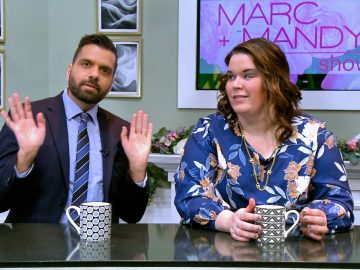 M&M_S43E01_Host Chat