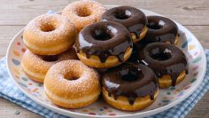 M&M_S43E03_Bread Donuts