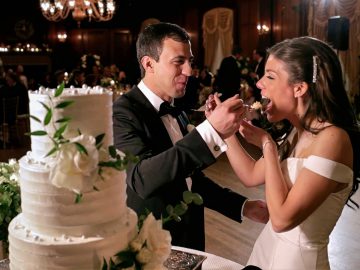 M&M_S45E05_Save Or Splurge Wedding Advice