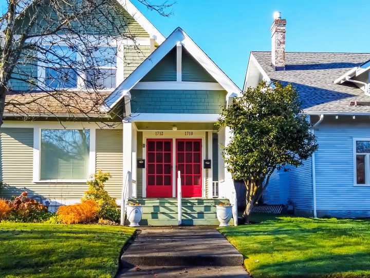 M&M_S45E02_CA Mortgage Call Andre-topaz-upscale-2x